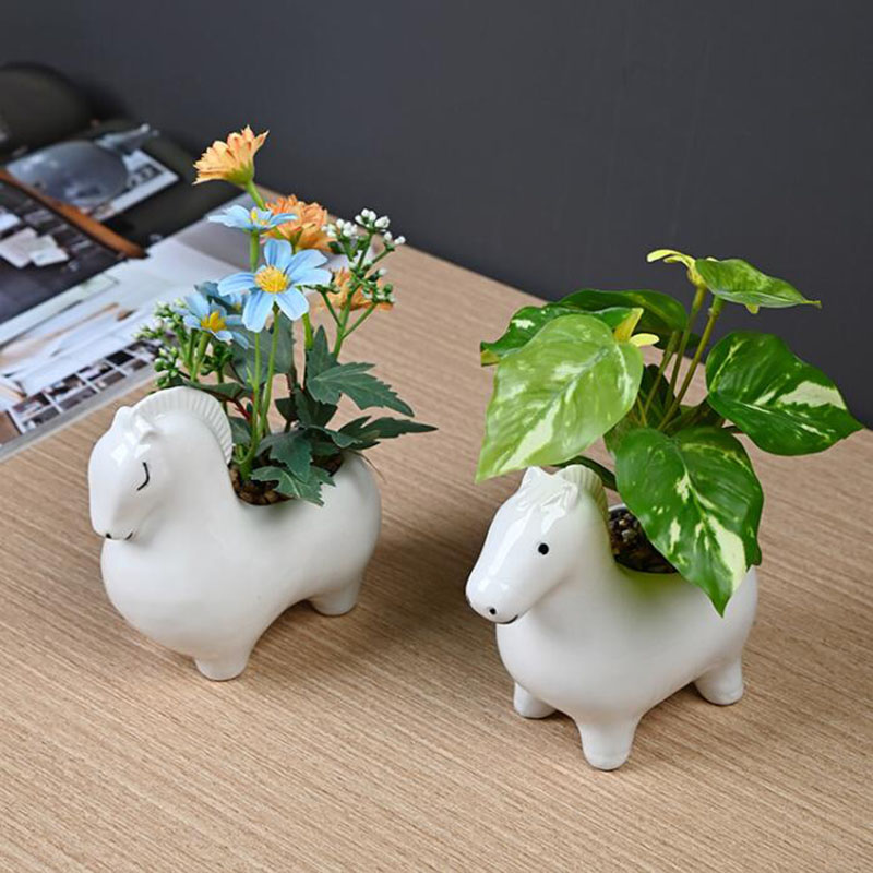 White Porcelain Creative Horse - огляд і ціна Bonsai Garden Art